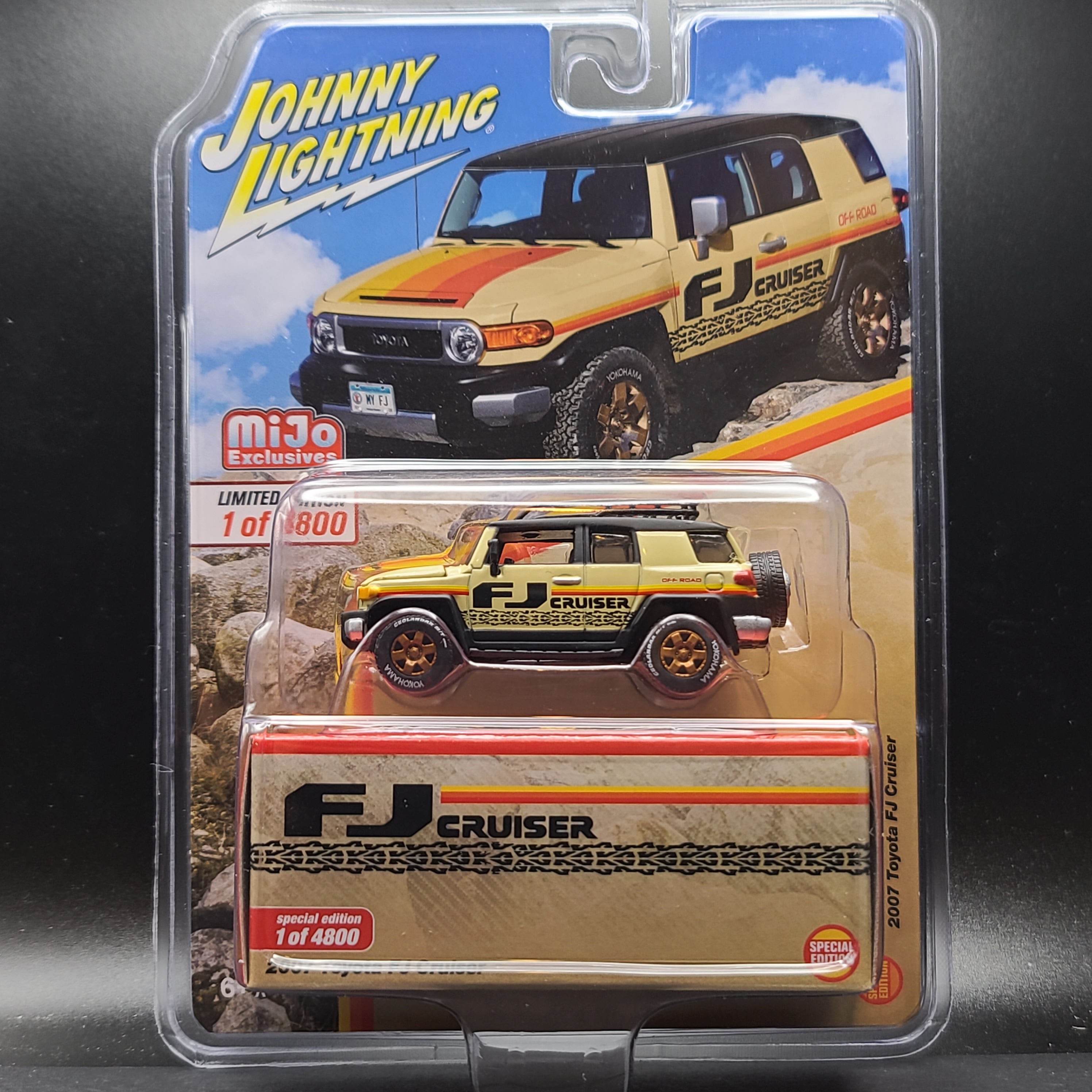 Johnny Lightning '07 Toyota FJ Cruiser (2023 MIJO Exclusives - Limited Edition 1 of 4800)