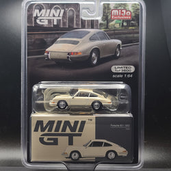 Mini GT '63 Porsche 910 - 1:64 scale, Ivory (2024 MIJO Exclusives - Limited Edition 1 of 3600)