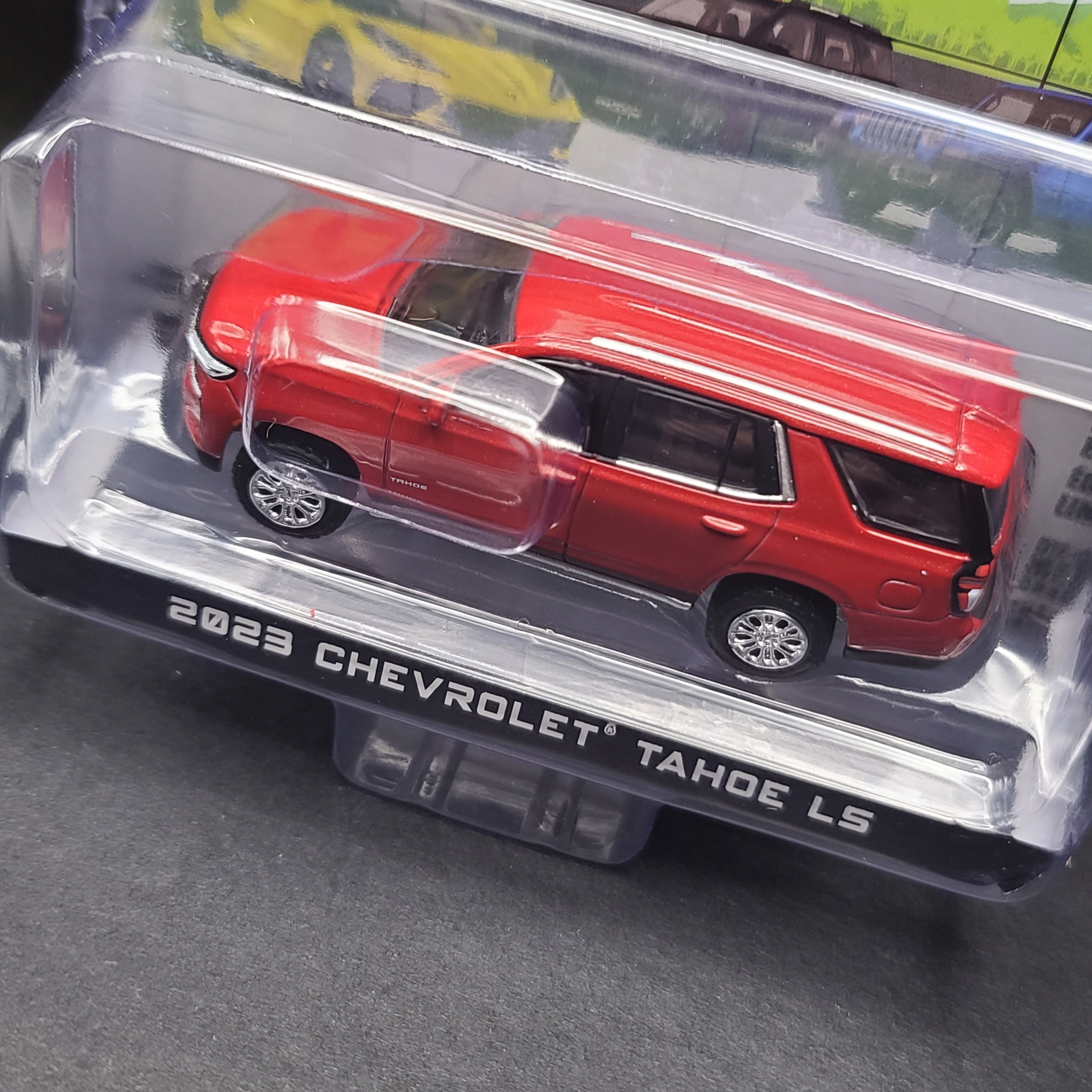 Greenlight '23 Chevrolet Tahoe LS - 1:64 scale (2024 Showroom Floor Series 5)