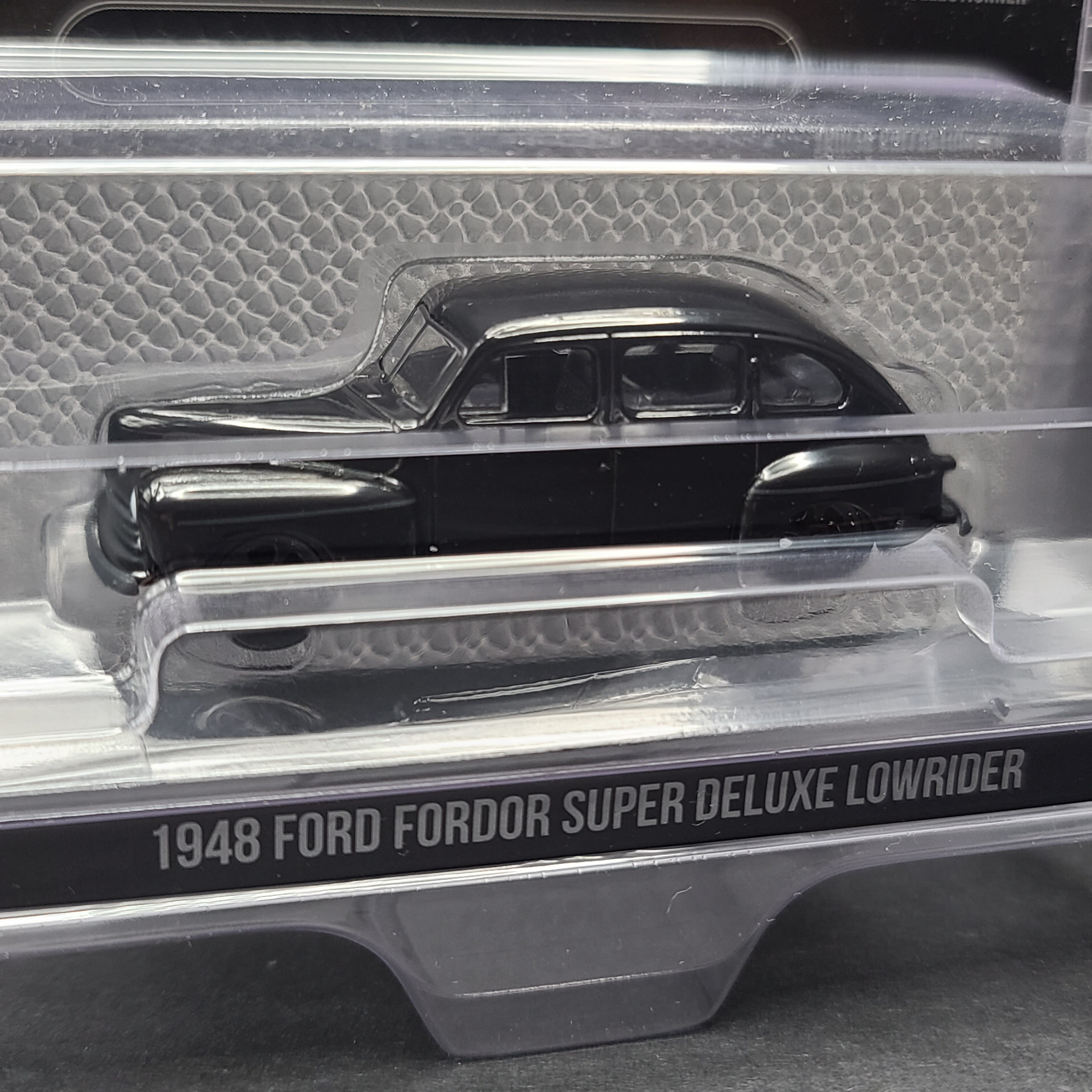 Greenlight '48 Ford Fordor Super Deluxe Lowrider - 1:64 scale (2024 Black Bandit Series 29)