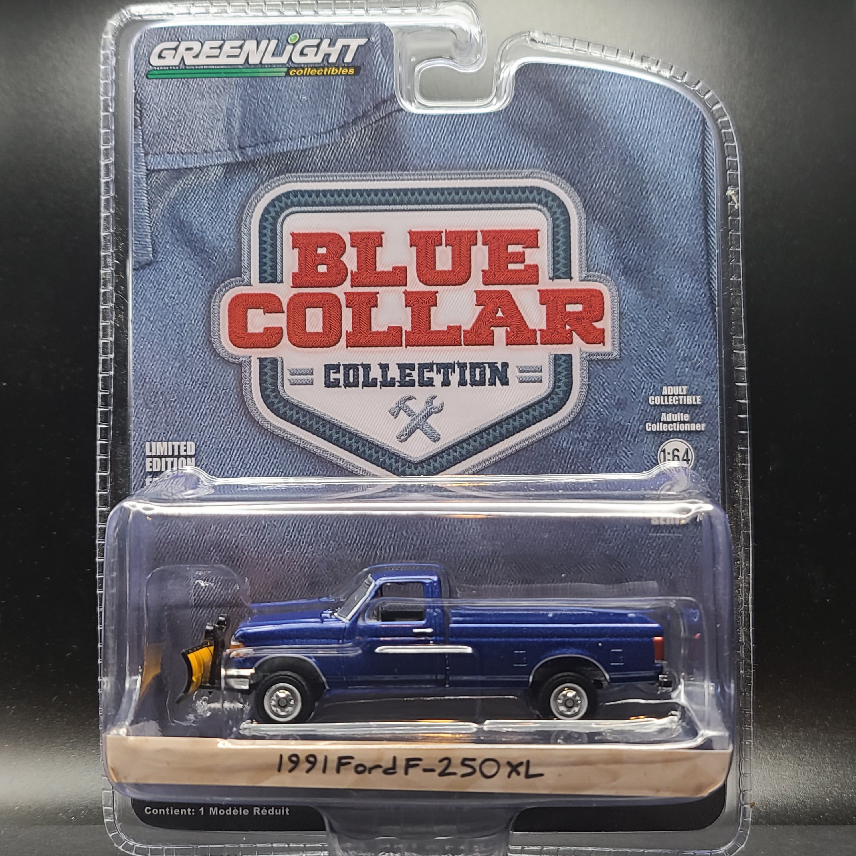 Greenlight '91 Ford F-250 XL Pick-up w/ Snow Plow - 1:64 scale (2024 Blue Collar Series 13)