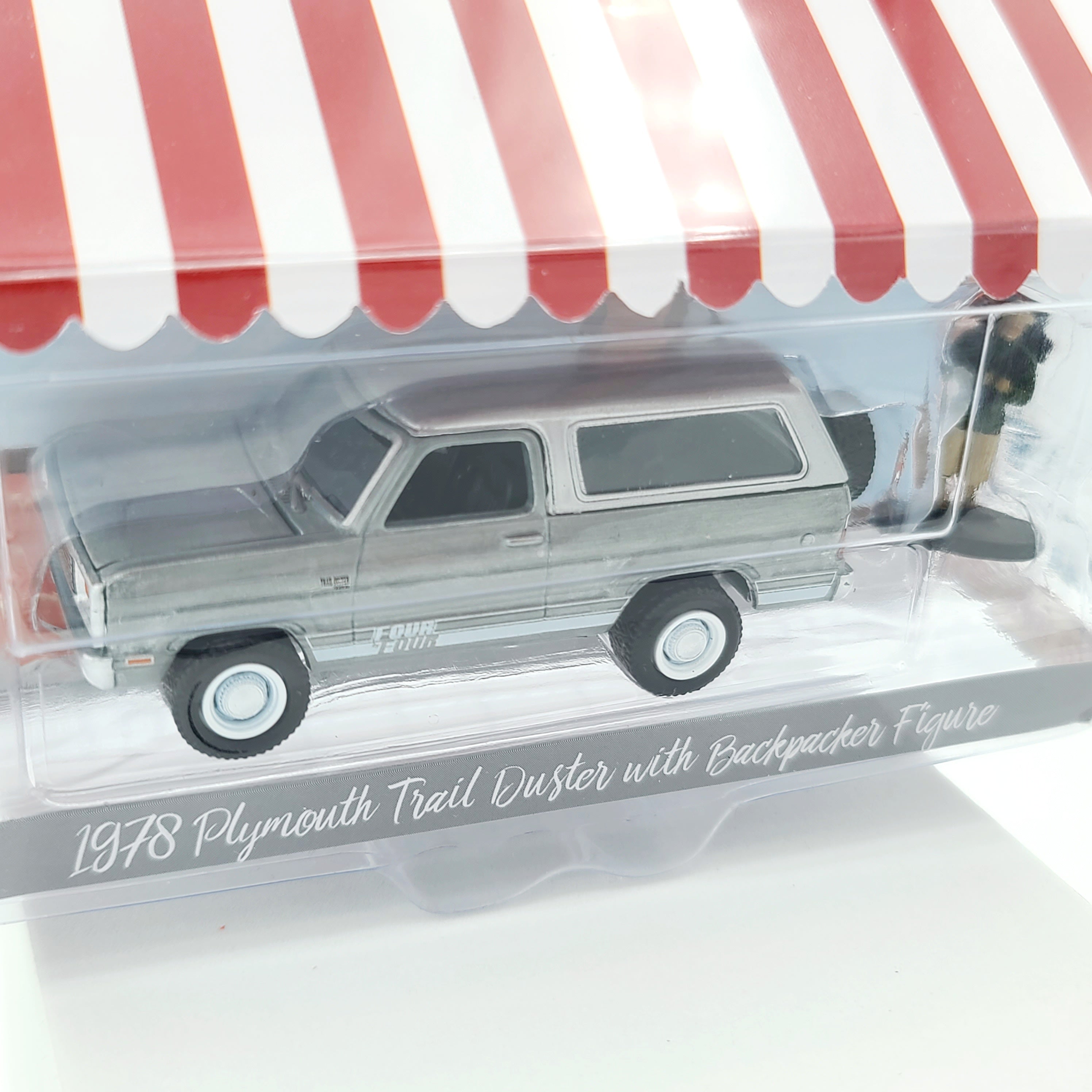 GreenLight - CHASE - '78 Plymouth Trailduster w/ Backpacker Figure - 1:64 scale (2024 Hobby Shop Series 16)