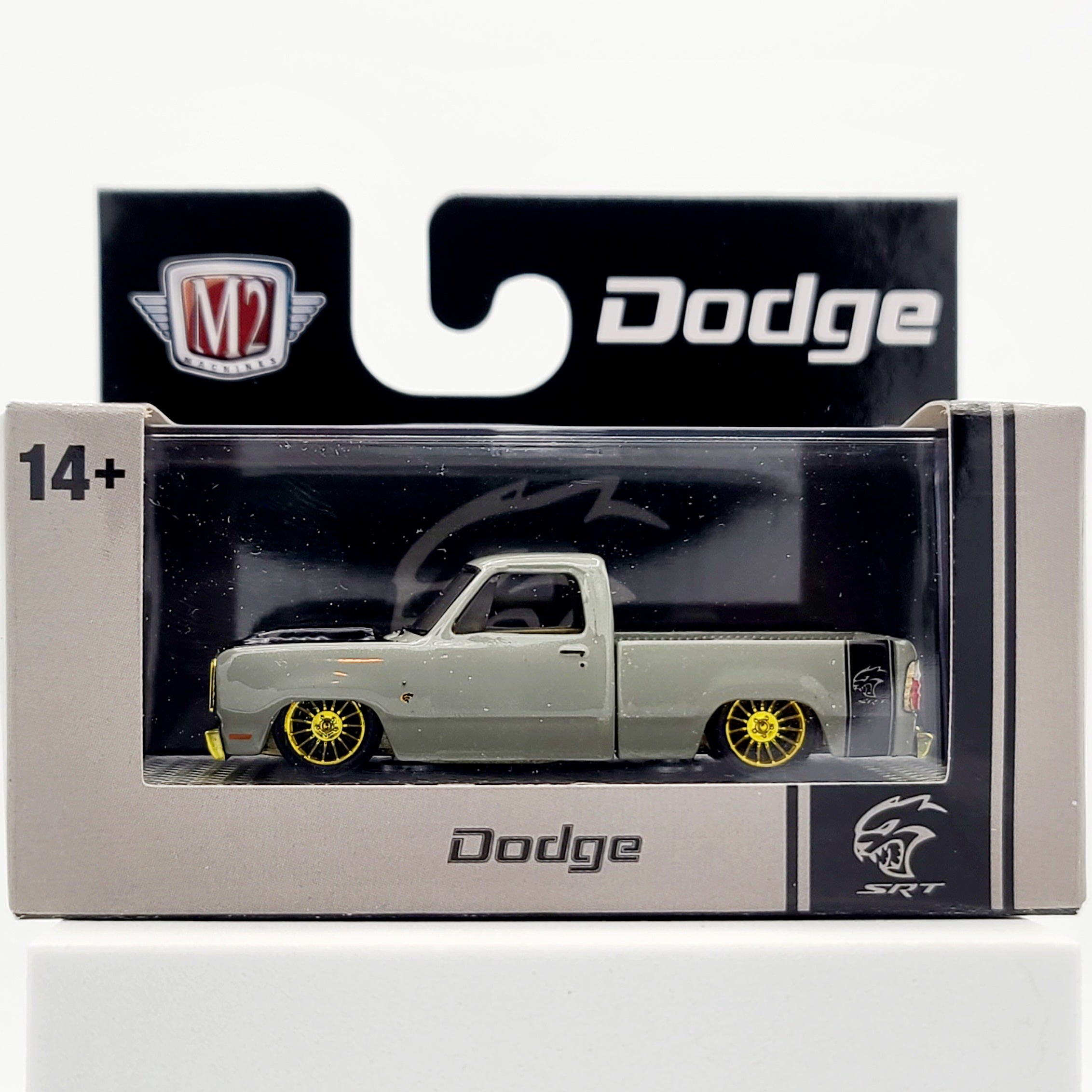 M2 Machines - CHASE - '76 Dodge Adventurer 150 Custom Truck (2024 Detroit Muscle Rel. 81)