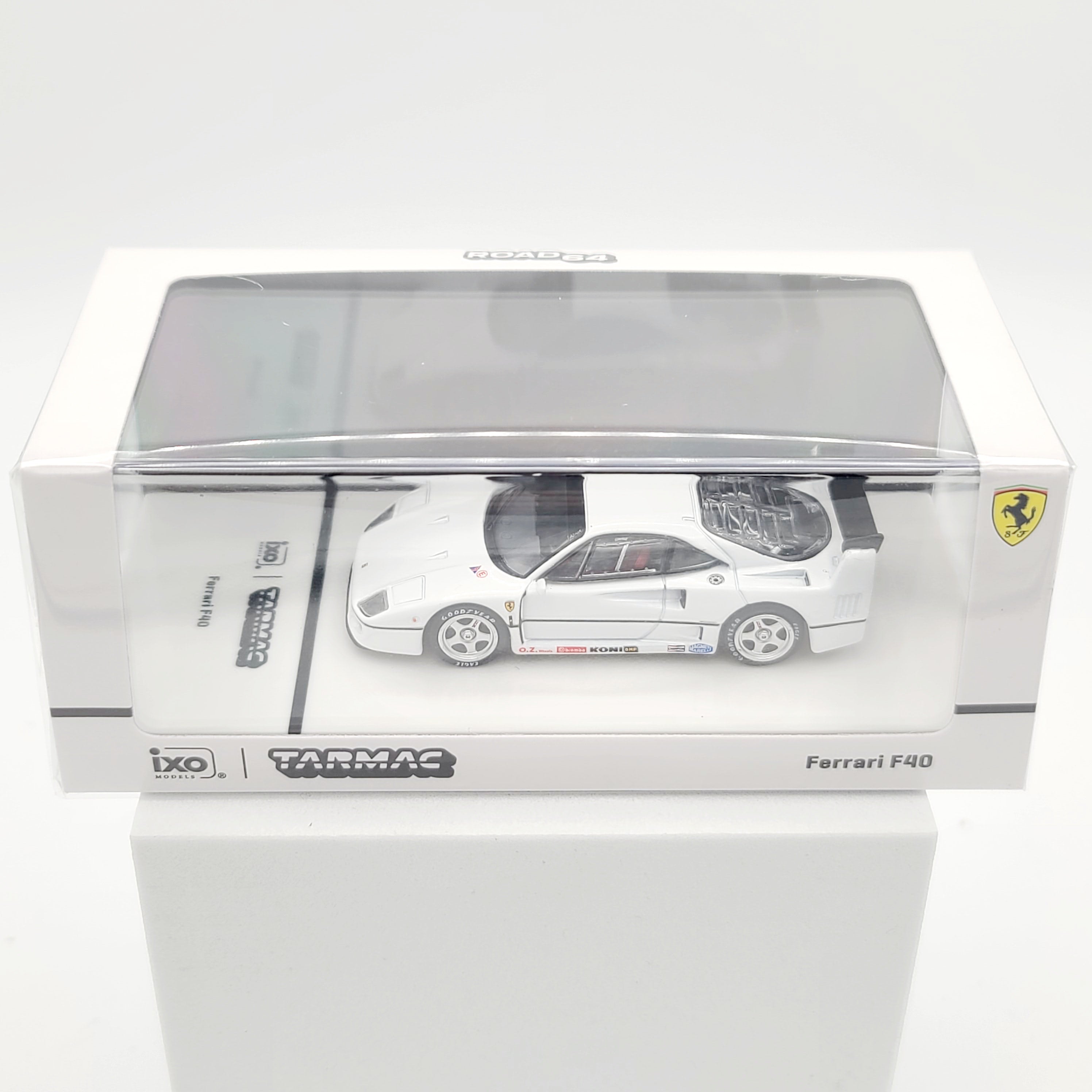 Tarmac Works / iXO - Ferrari F40 Lightweight, 1:64 white (2024 Road64)