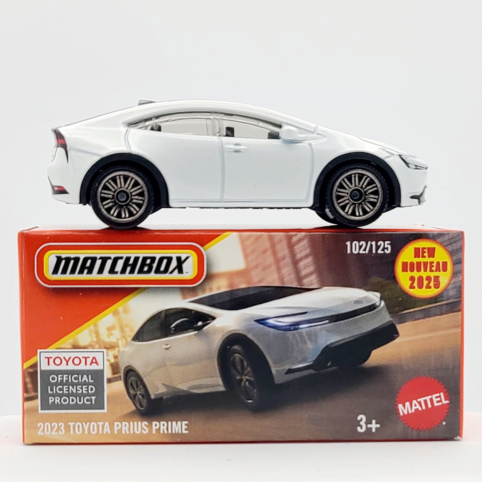 Matchbox '23 Toyota Prius Prime (2025 Mix 2 B Basic - Power Grabs)