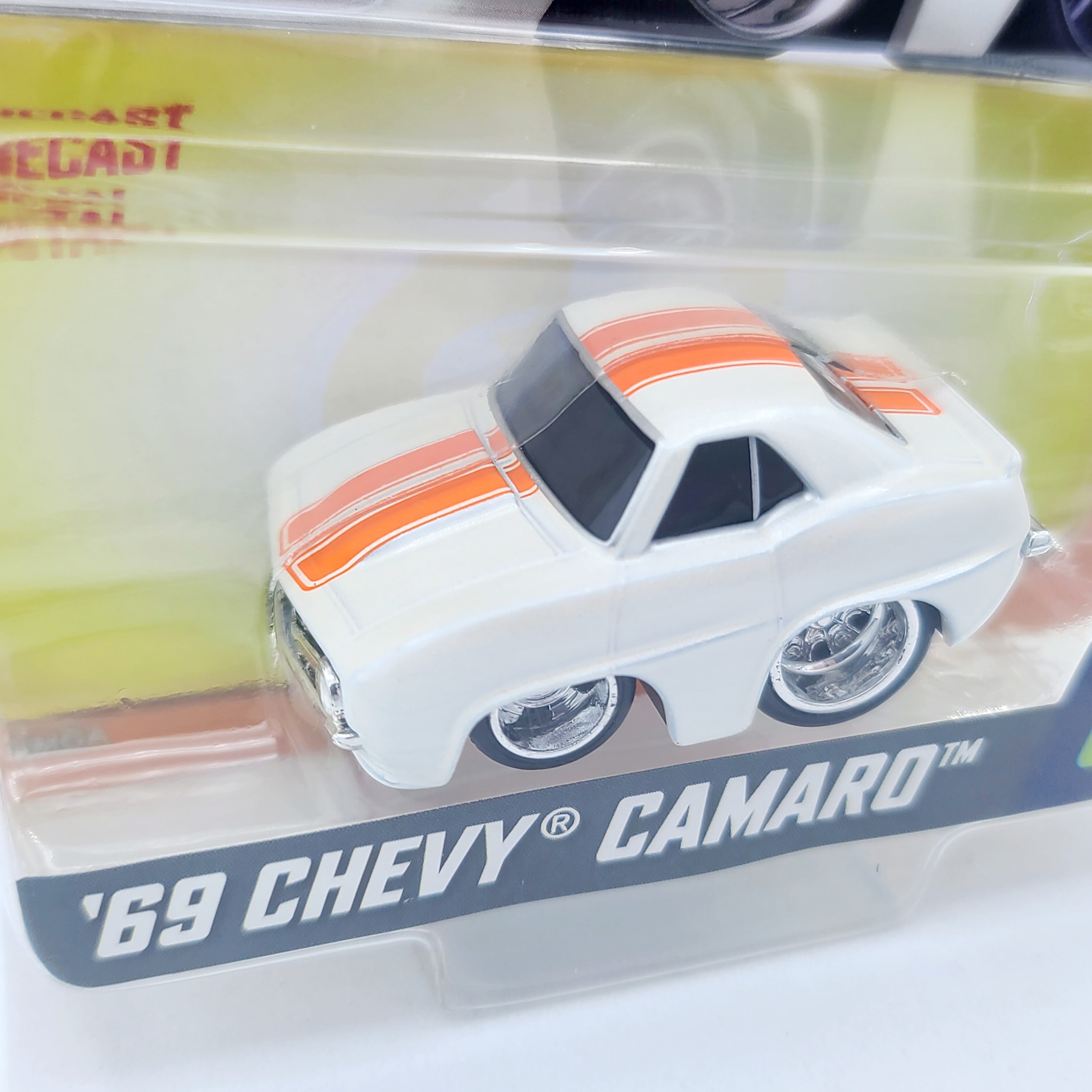 MGA Car Tuned '69 Chevy Camaro #04 (2025 Mainline Series 3 - Muscle Cars)