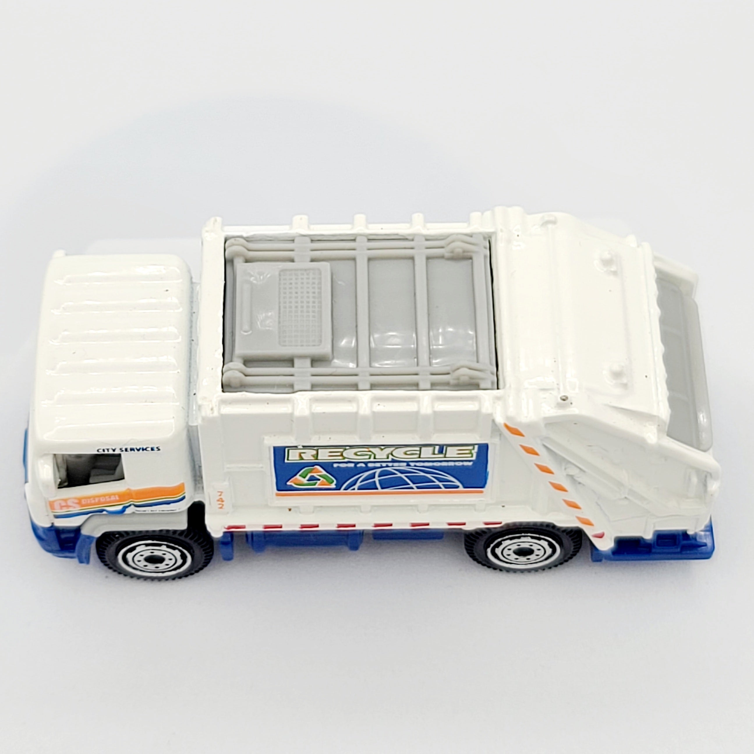 Matchbox '08 Garbage Truck / Garbage King (2008 MBX Basic - City Action)