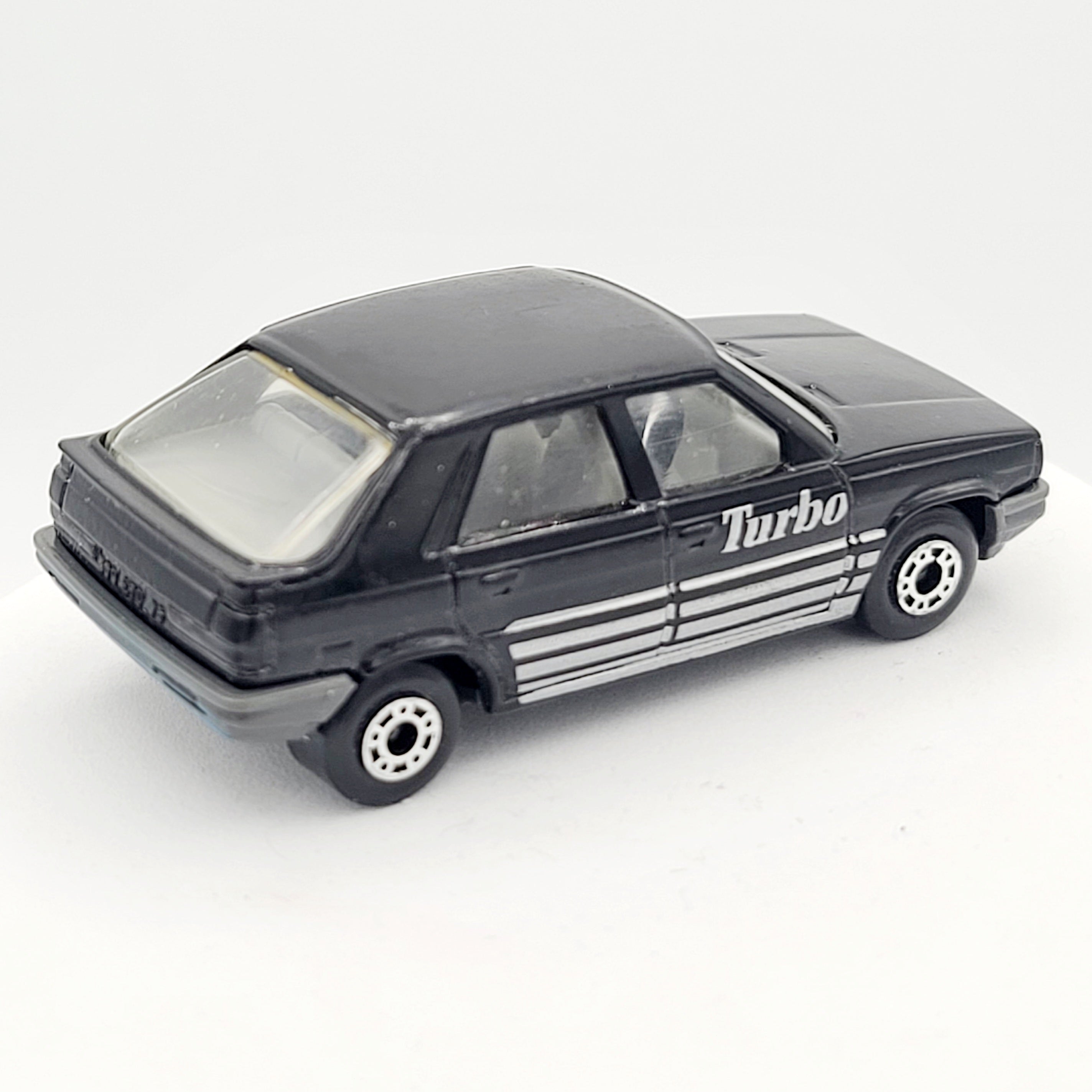 Matchbox Renault 11 (1986 - 1988 MBX Basic 1-75)