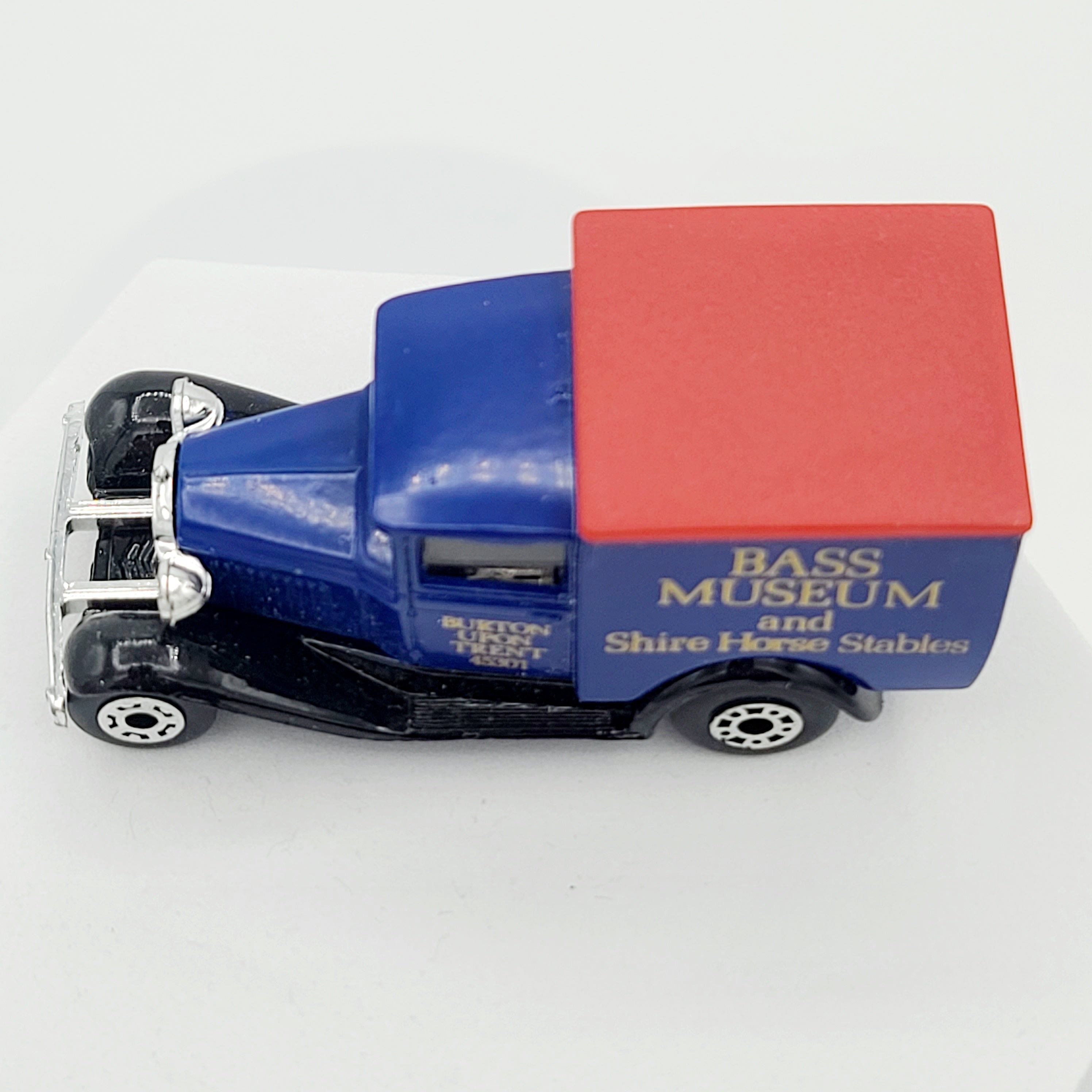 Matchbox Ford Model A Van 