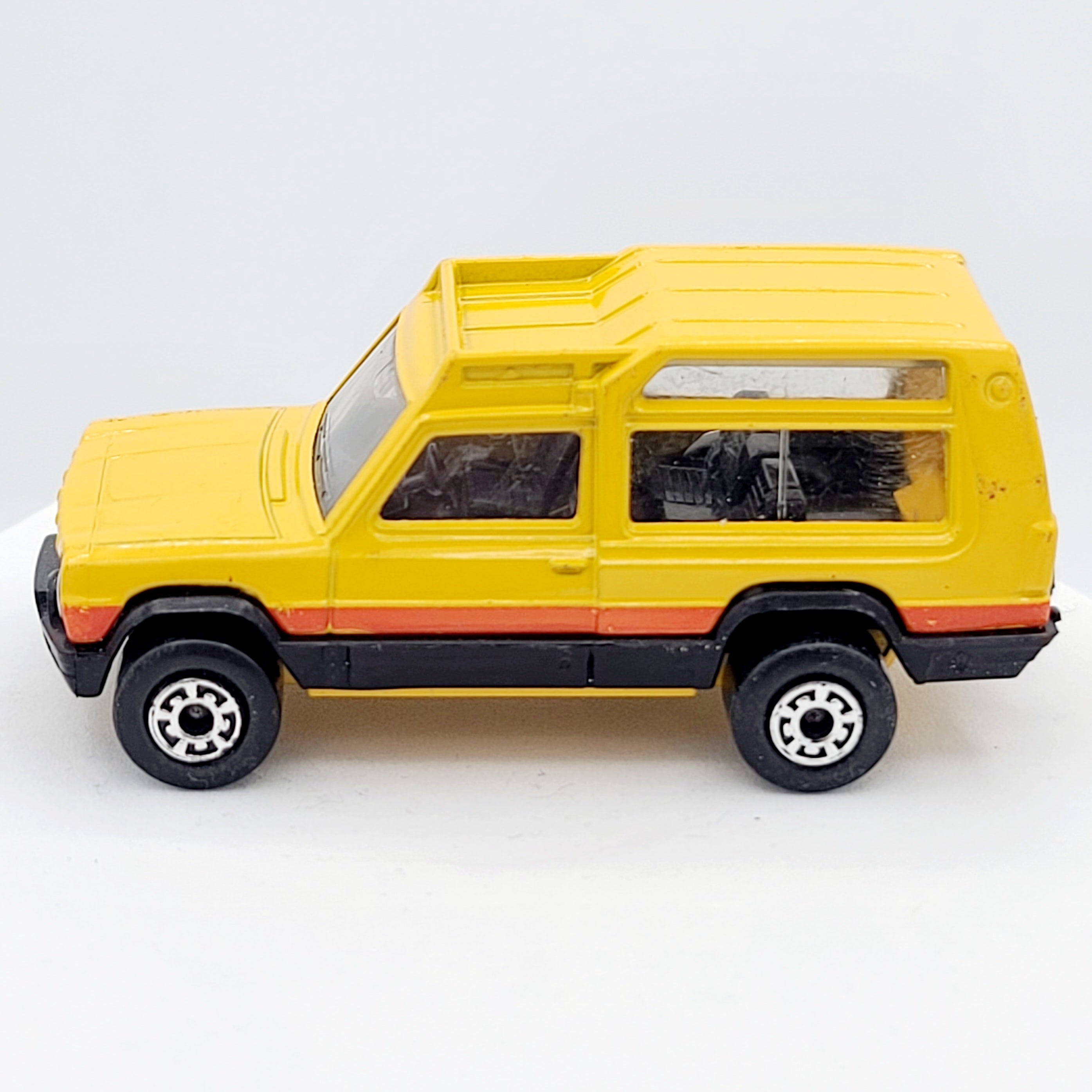 Matchbox Matra Rancho (1983 - 1985 MBX Basic 1-75)