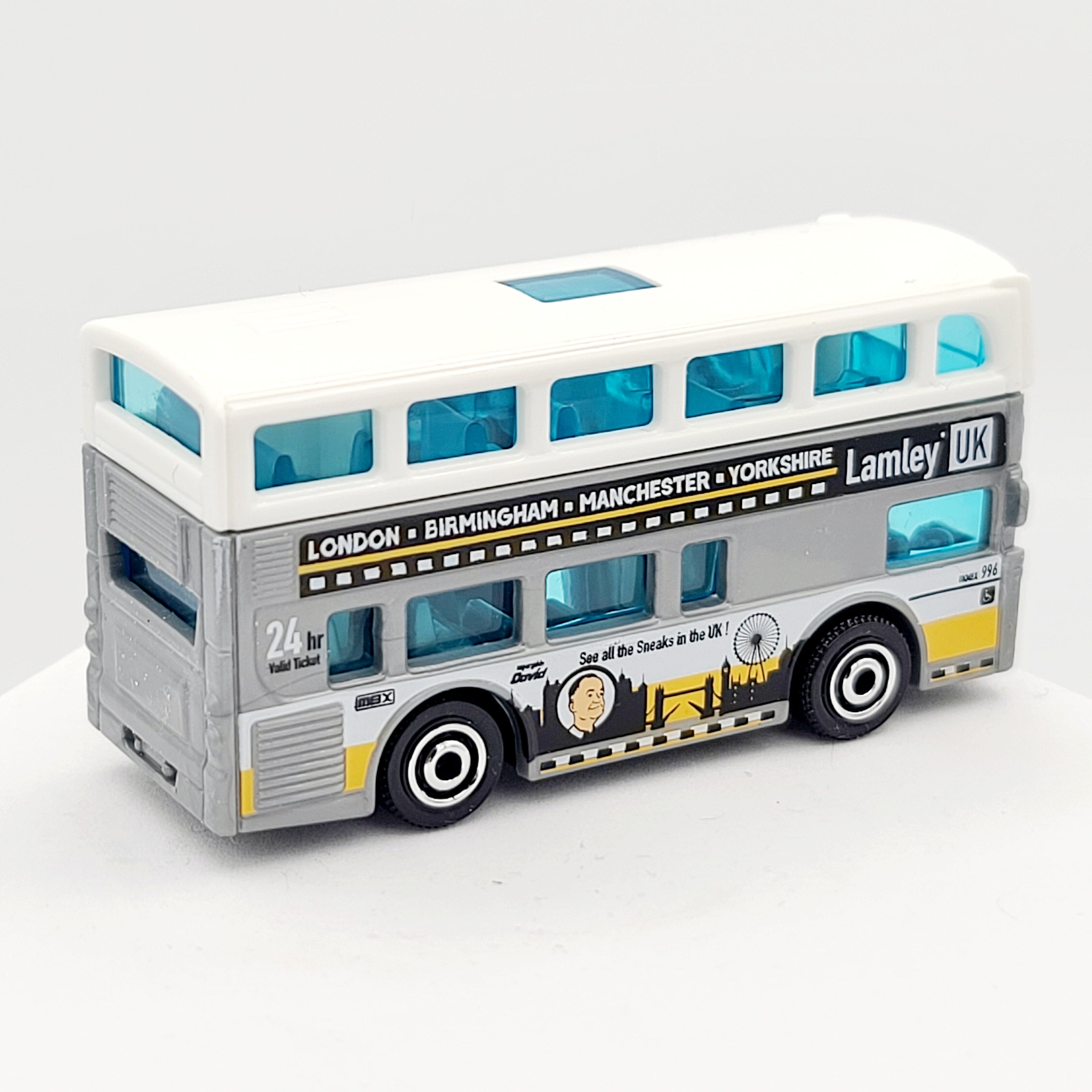 Matchbox Two Story Bus / Double Decker (2021 MBX 9 Pack Exclusive)