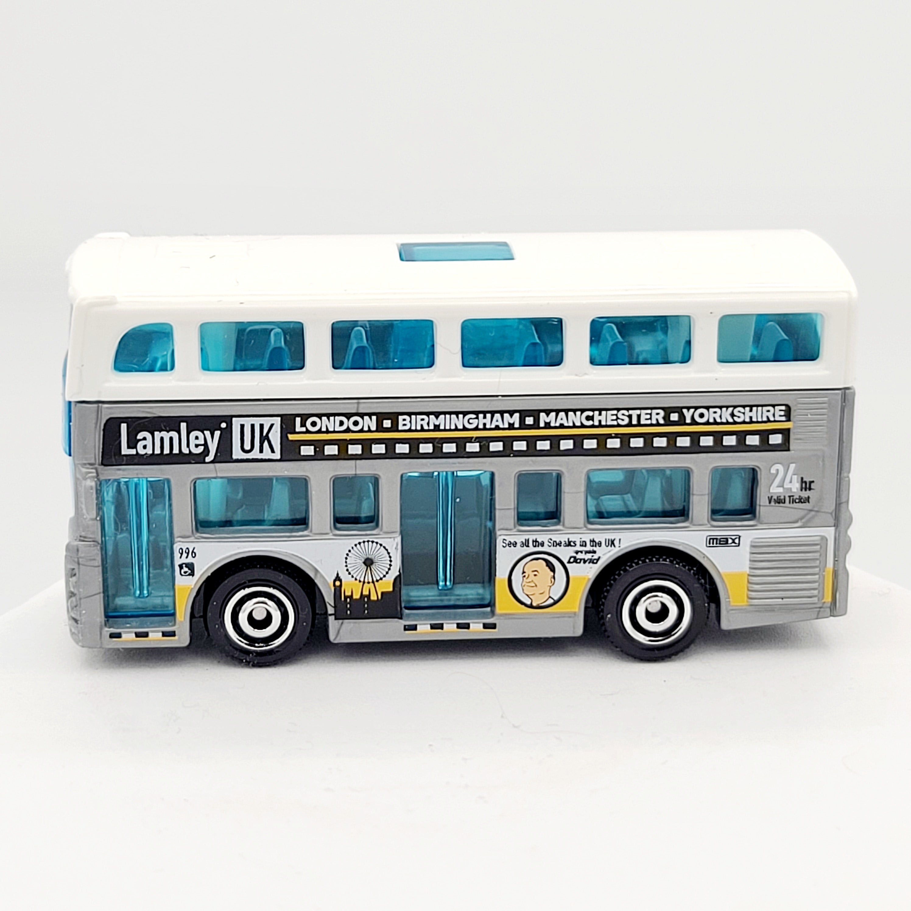 Matchbox Two Story Bus / Double Decker (2021 MBX 9 Pack Exclusive)