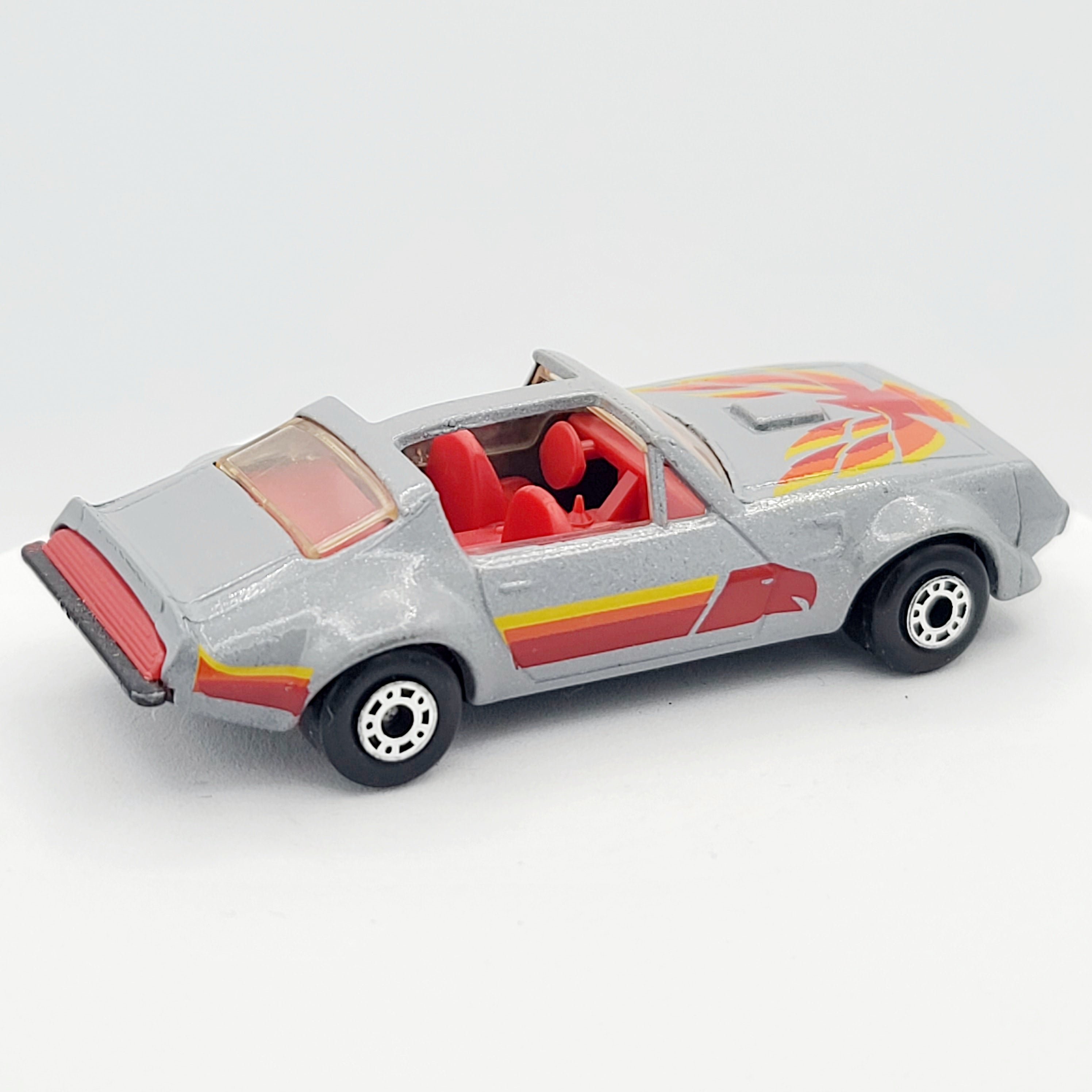 Matchbox Pontiac Firebird T-Roof (1985 - 1986 MBX Basic 1-75)